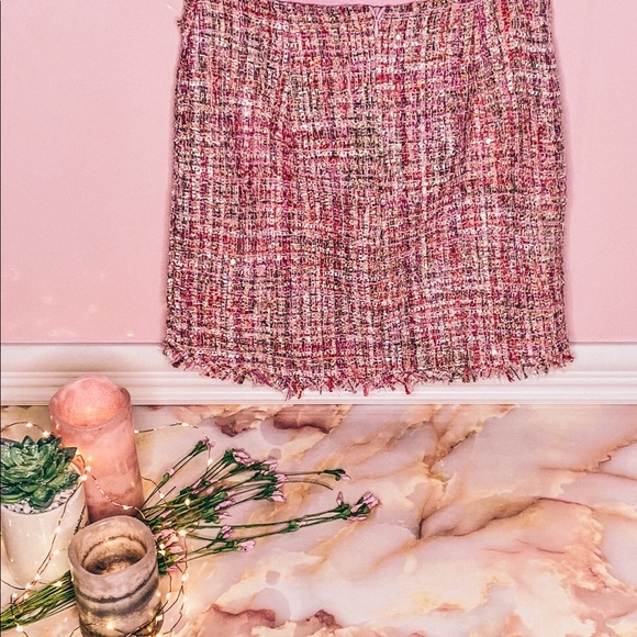 *SOLD* Pink Tweed Skirt NWOT - Picture 2 of 6